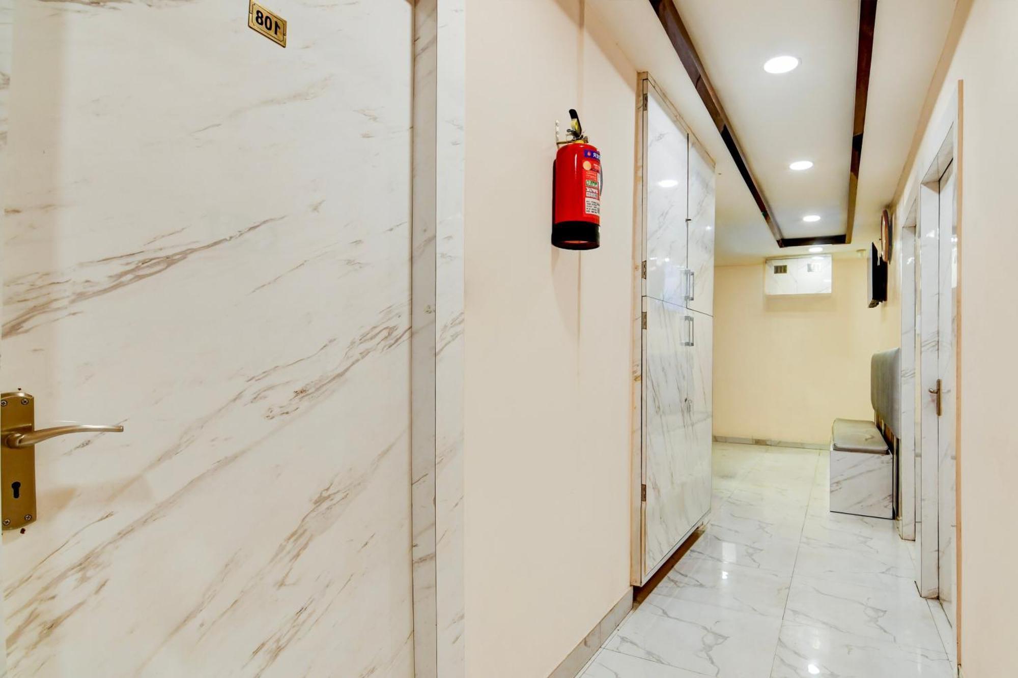 Super Hotel O Marquis Street Formerly Bk International Calcutta Calcutta Bara Bazar Esterno foto